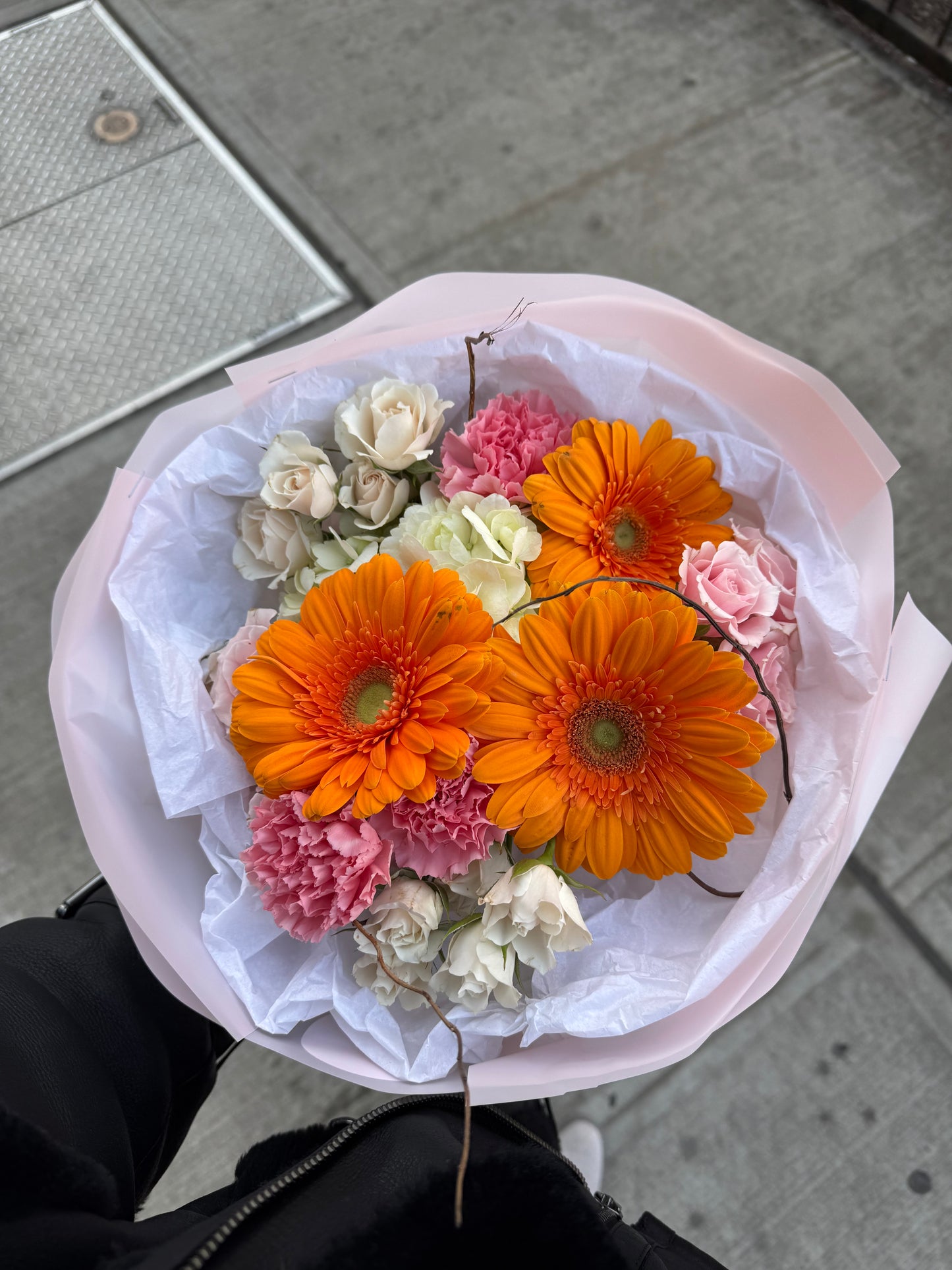 Bouquet “Sun” - gerbera, roses