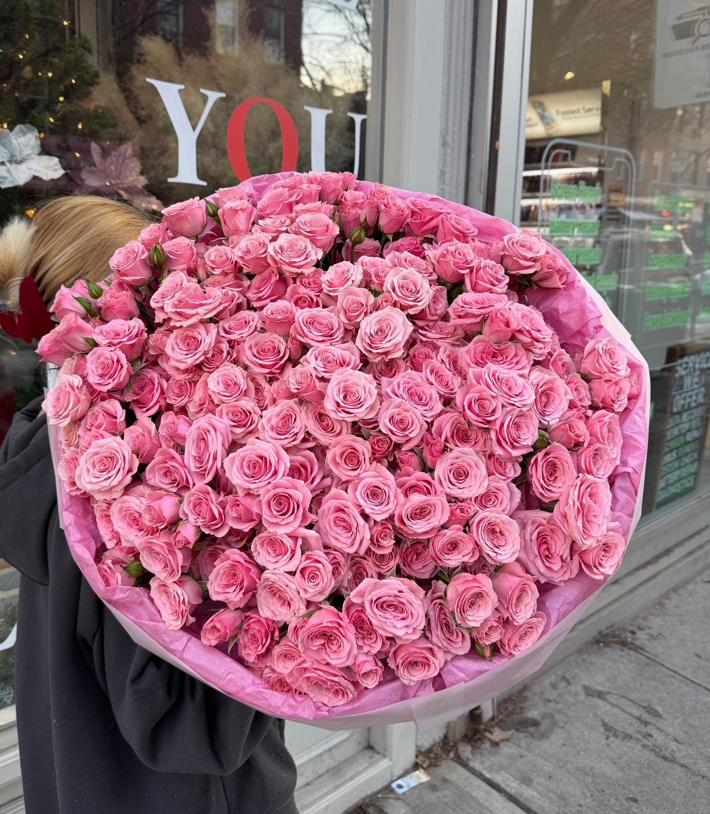 Mono Pink Spray Roses