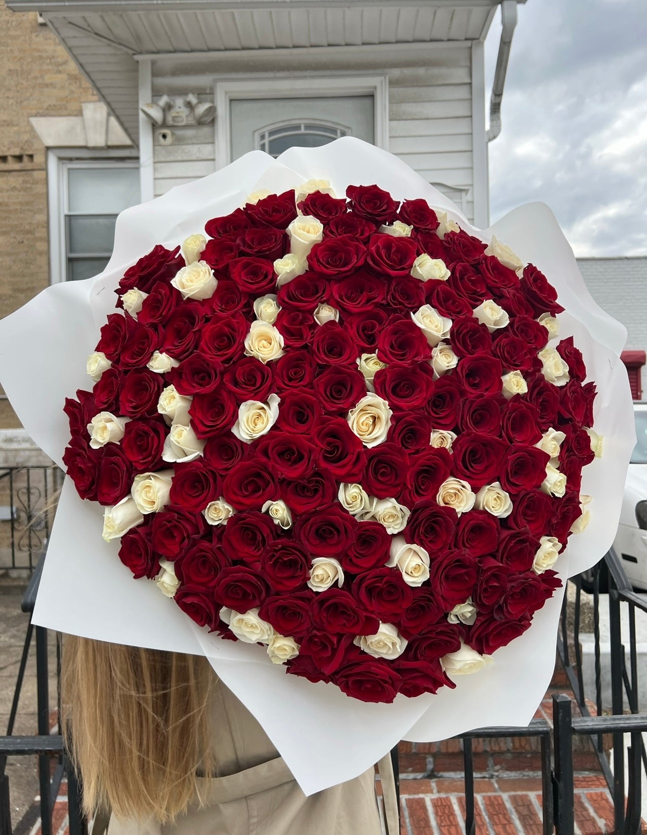 Mix of Red & White Long Stem Roses