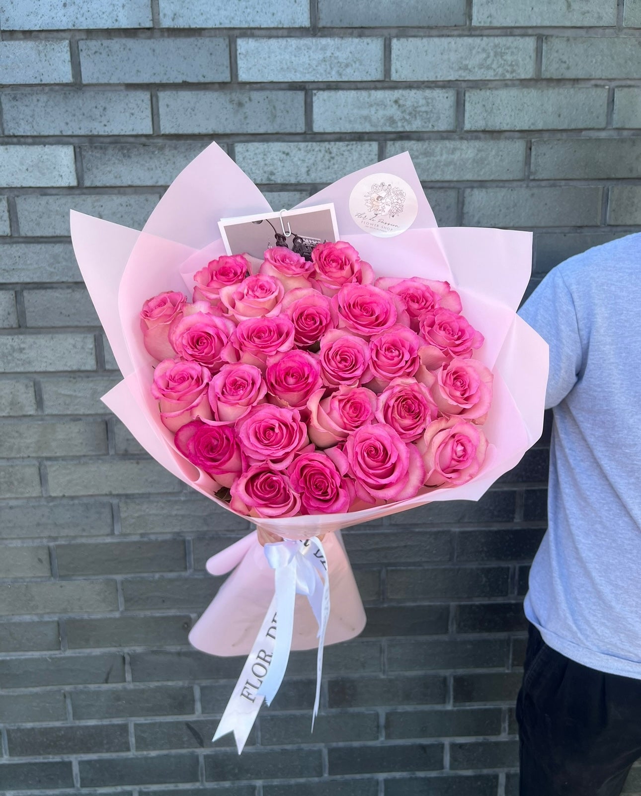 Premium Light Pink Roses (International Women's Day)