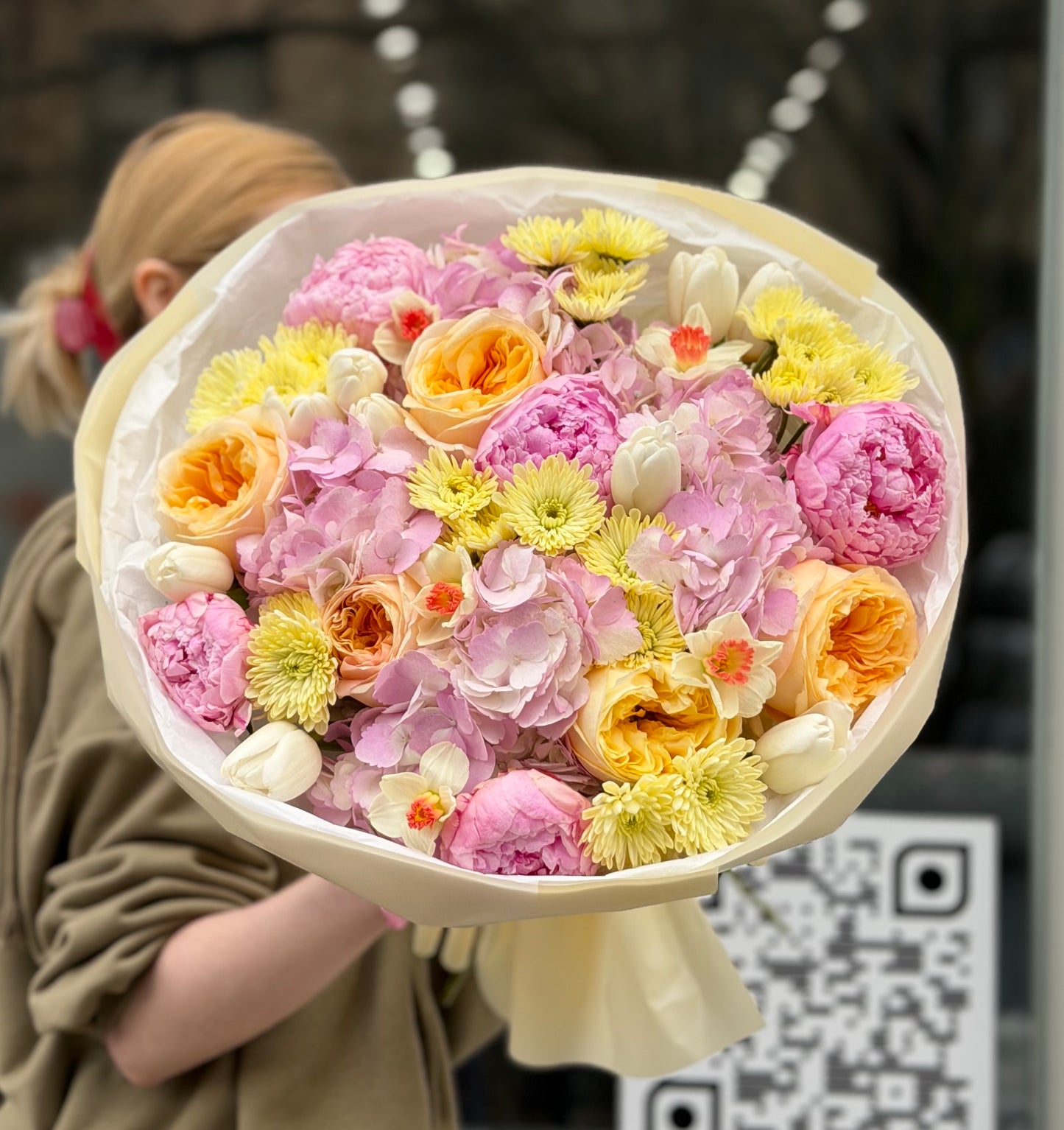 “Springlight crush” Bouquet ( peonies, tulips, chrysanthemums, hydrangeas, cream expression roses, daffodils)