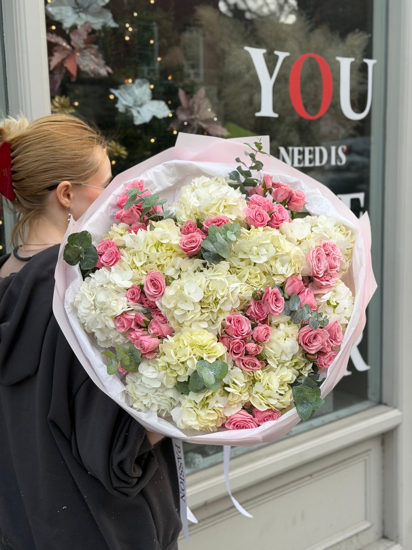 "Dreamland" Bouquet (Valentine's Day)