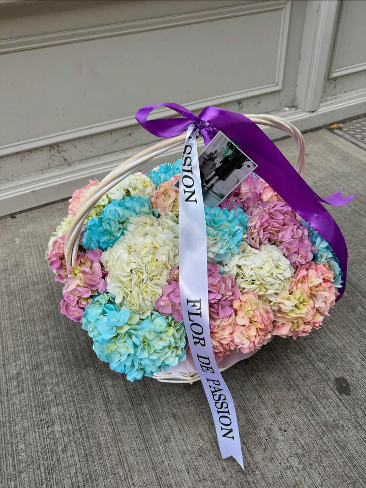 "Cloud" Basket (Valentine's Day)