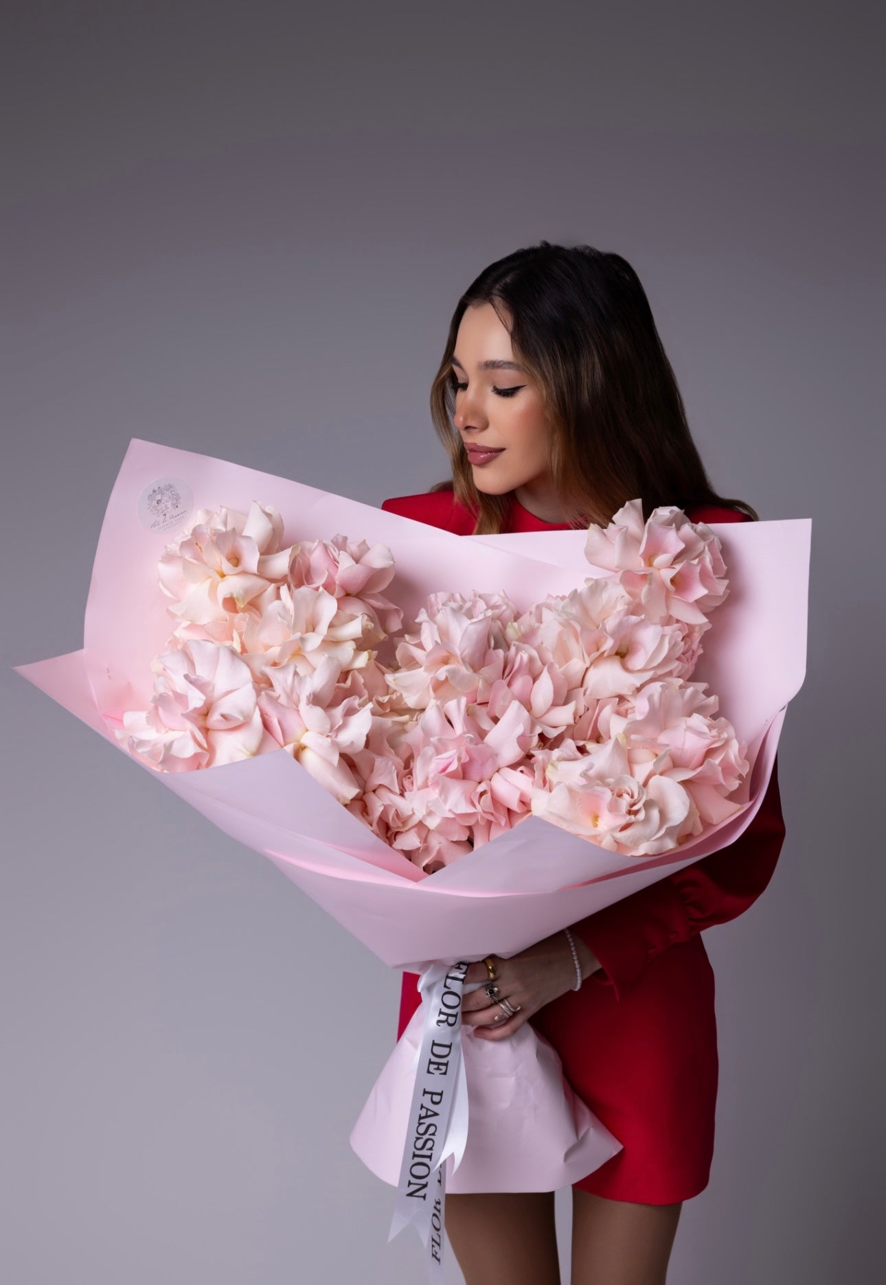 "Pink Mondial" Bouquet (pink French roses)