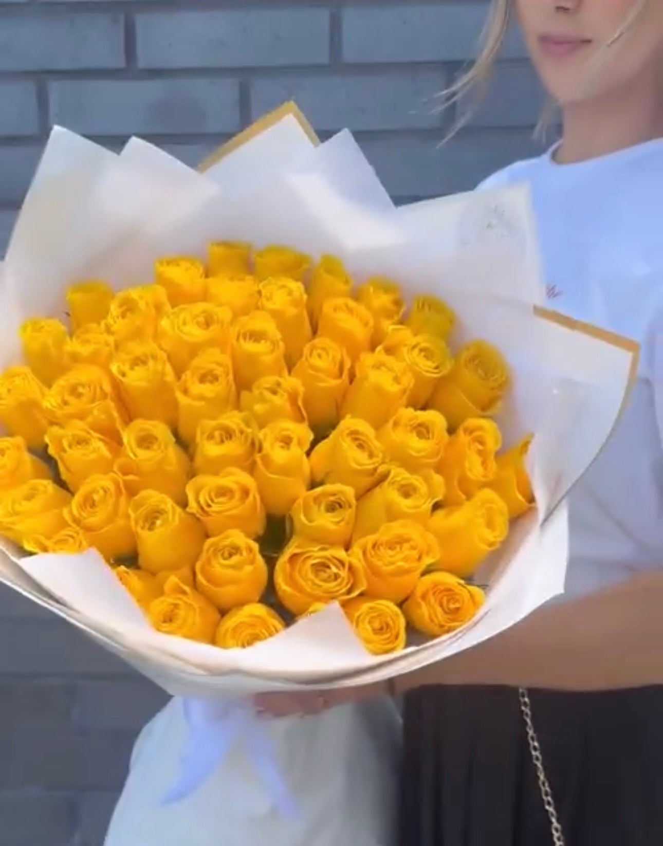 Yellow Long Stem Roses