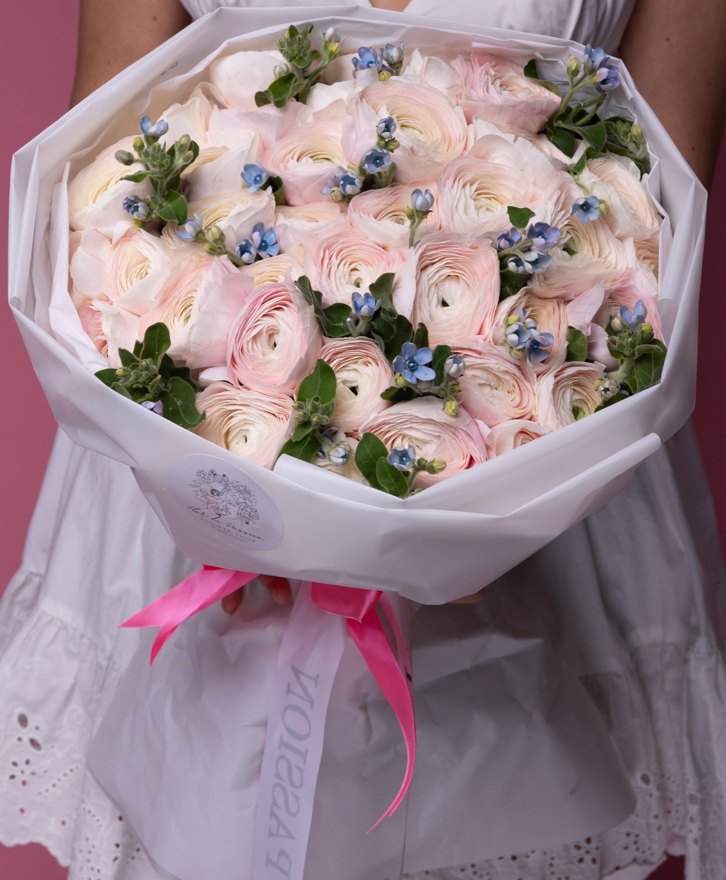 Bouquet of Ranunculus & Tweedia