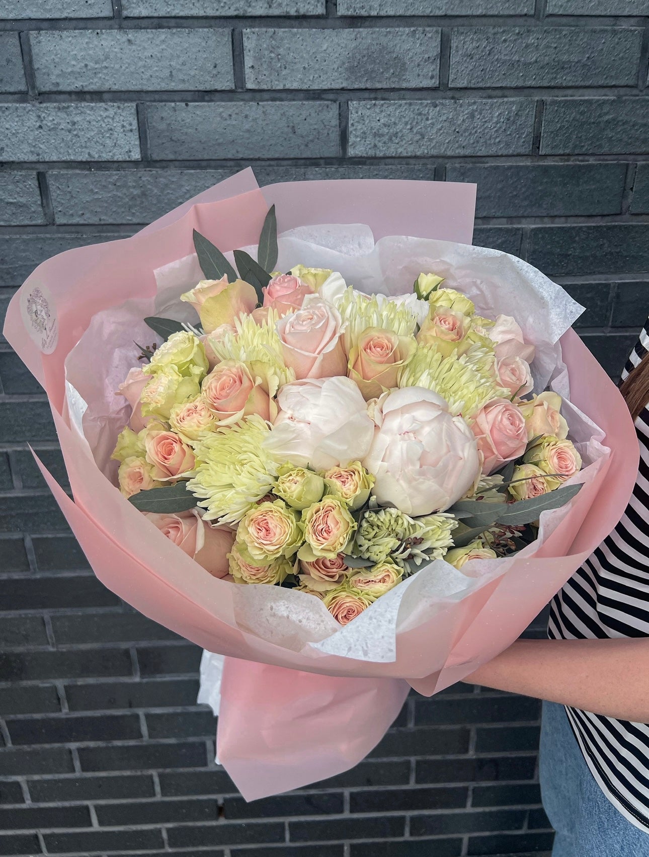 "Fluffy Compliment" Bouquet