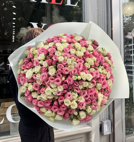 Mix of pink and white spray roses bouquet