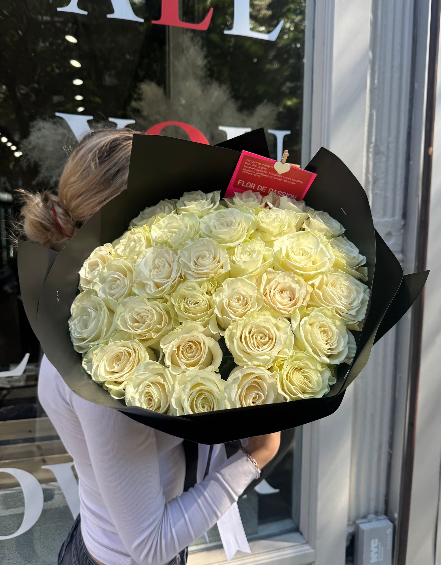 Premium White Roses