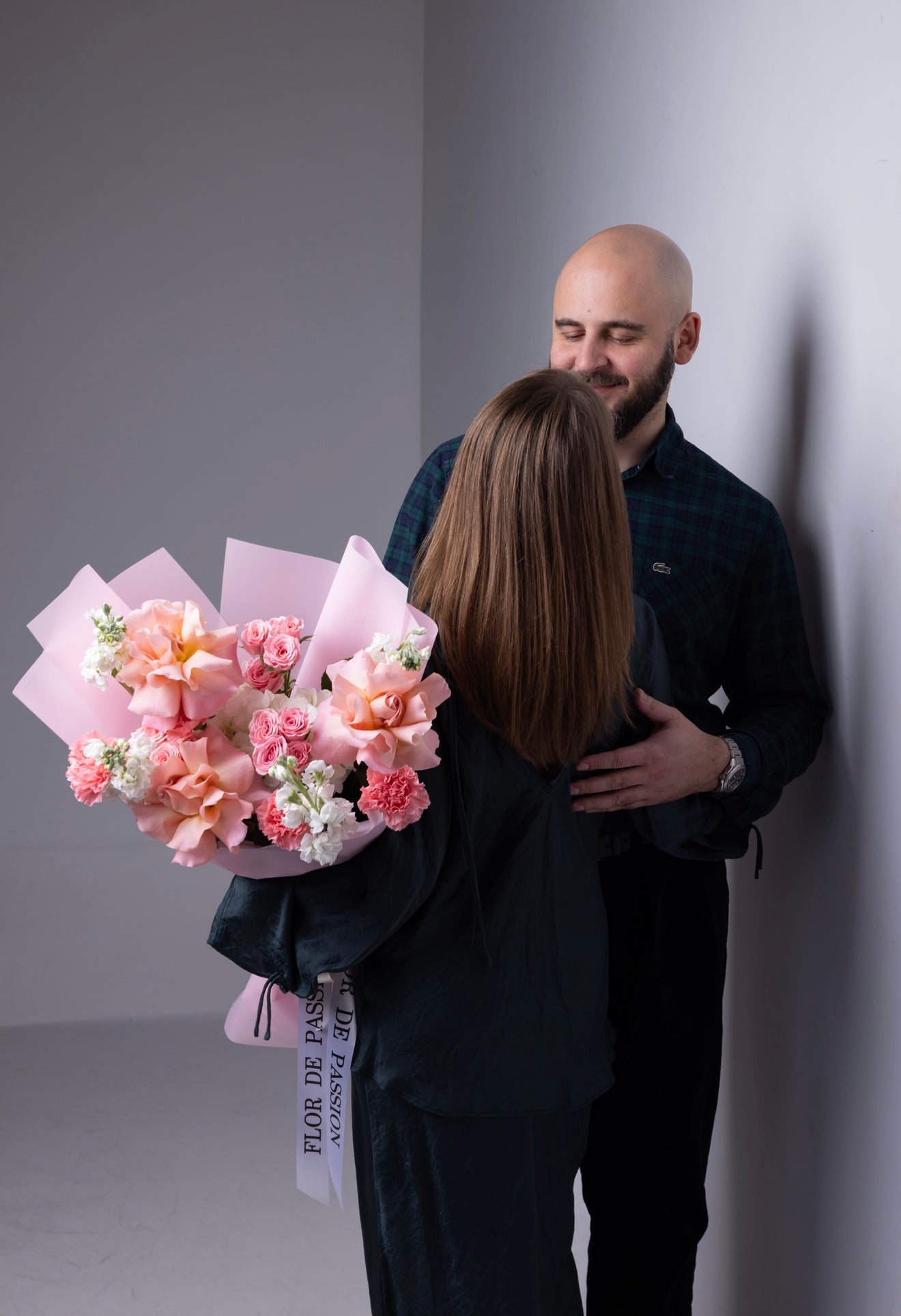"Strawberry Mousse" Bouquet (French Rose, Hydrangea, Stocks, Spray Roses, Carnations)