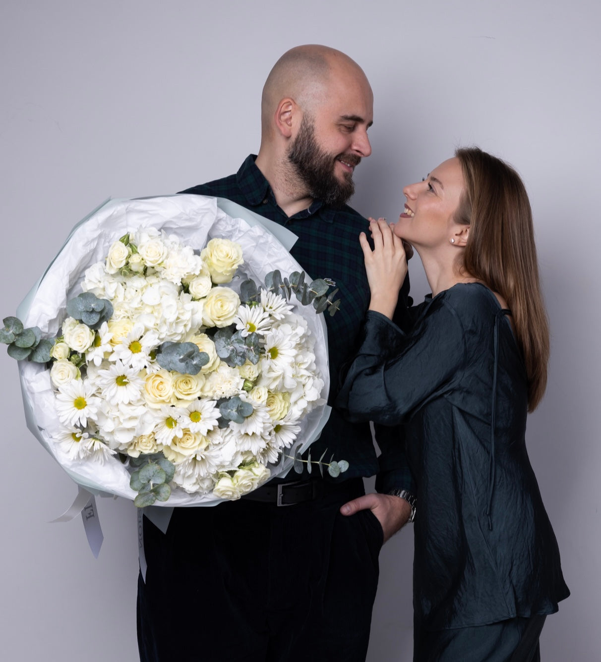 “Cloud Serenade” Bouquet ( hydrangeas, daisy, roses, eucalyptus)
