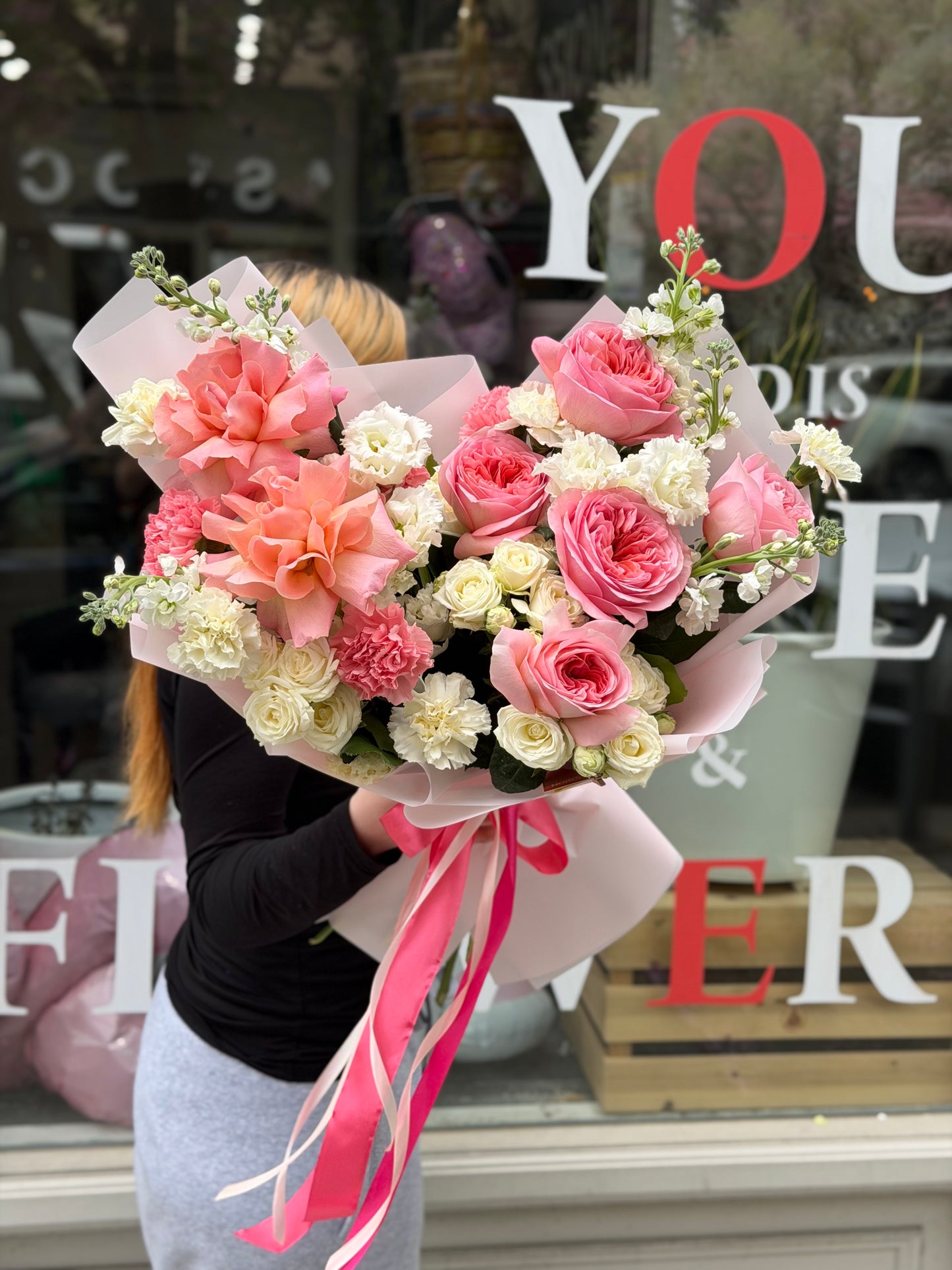 "Cloud of Feelings" Bouquet (French Rose, Pink Expression Rose, Spray Roses, Lisianthus, Carnations, Stocks)