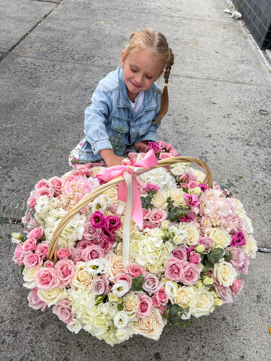 "I love you" Basket (Valentine's Day)